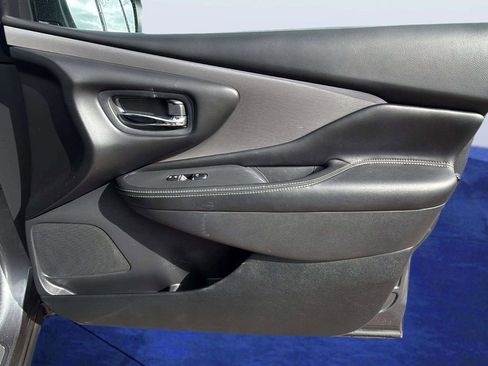 Used 2020 Nissan Murano SL w/ Moonroof Package image 18