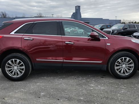 Used 2018 Cadillac XT5 Luxury w/ Driver Awareness Package image 18