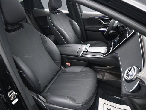 Used 2023 Mercedes-Benz EQE 500 4MATIC SUV image 36