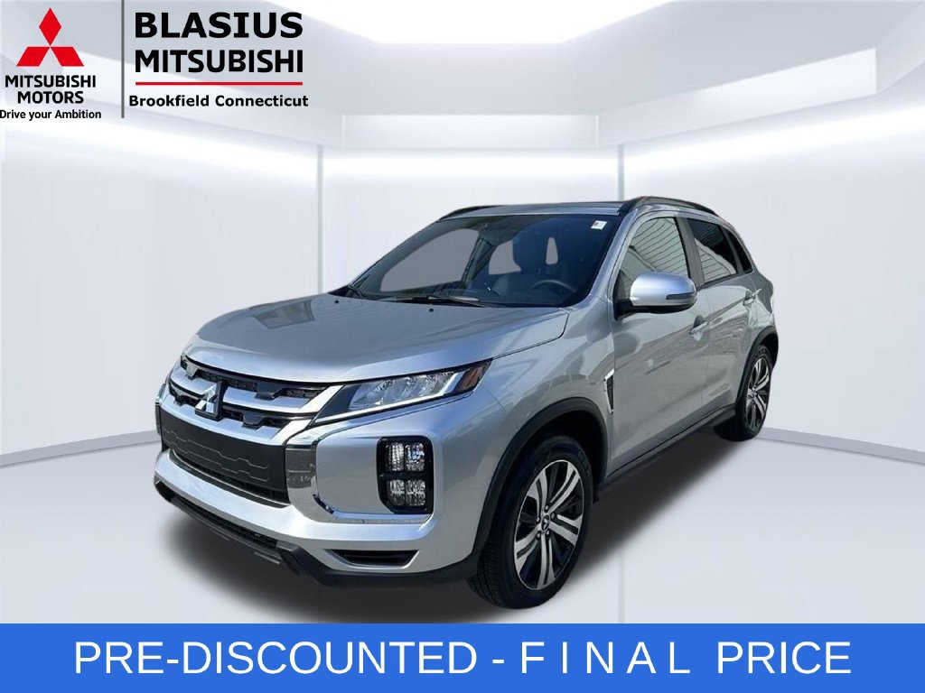 Used 2025 Mitsubishi Outlander Sport SEL AWD/4WD image 3