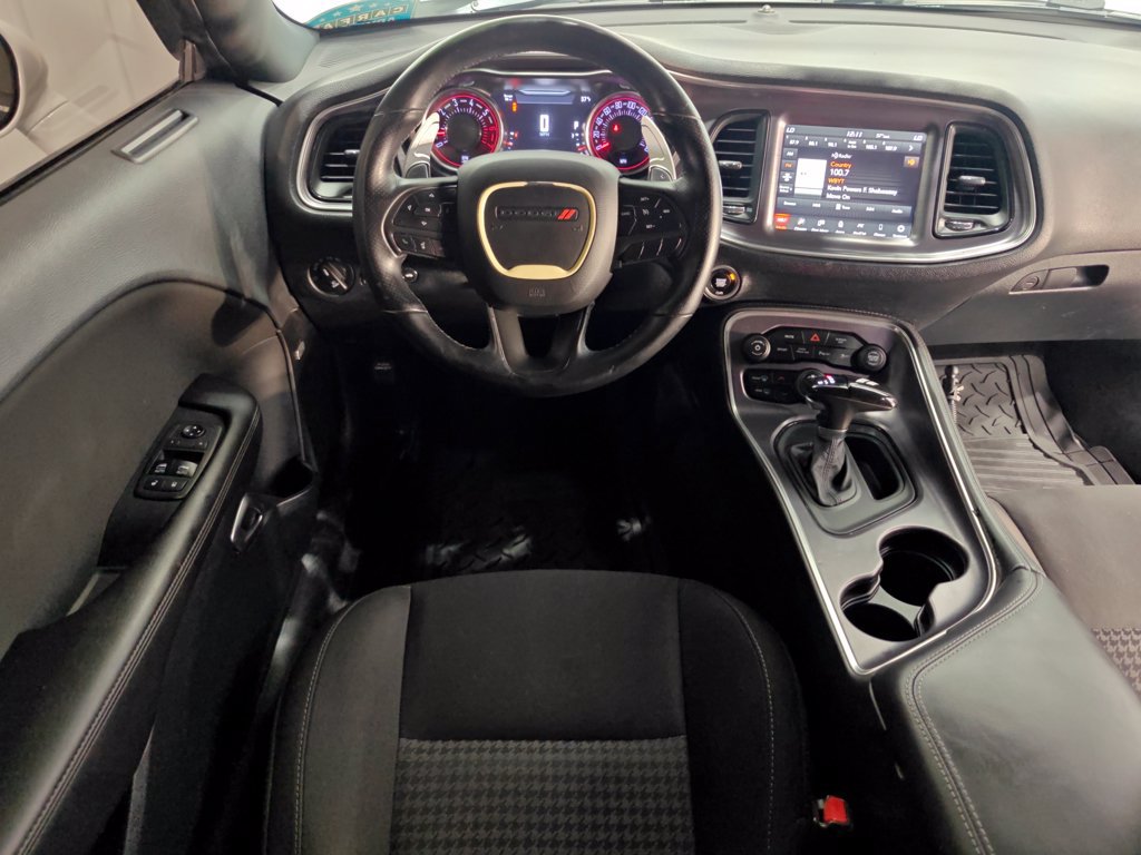 Used 2018 Dodge Challenger R/T Scat Pack RWD image 4