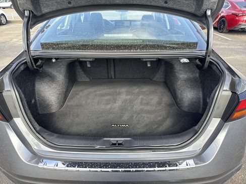 Used 2023 Nissan Altima 2.0 SR image 13