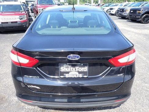 Used 2016 Ford Fusion SE FWD image 5