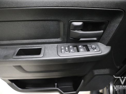 Used 2025 RAM 3500 Tradesman AWD/4WD image 18