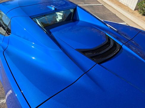 Used 2021 Chevrolet Corvette Stingray Premium Conv w/ Z51 Performance Package image 19