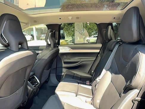 Certified 2025 Volvo EX90 Ultra image 15