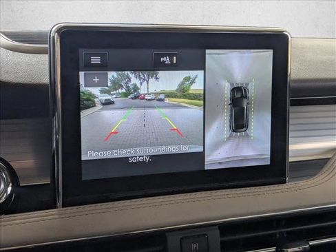 Used 2022 Lincoln Corsair FWD w/ Premium Package image 12