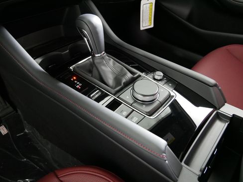 New 2026 MAZDA MAZDA3 Carbon image 6