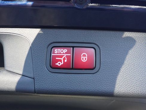 Used 2022 Mercedes-Benz GLC 300 GLC 300 image 20