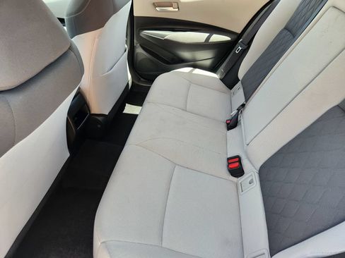 Used 2020 Toyota Corolla LE w/ LE Premium Package FWD image 19