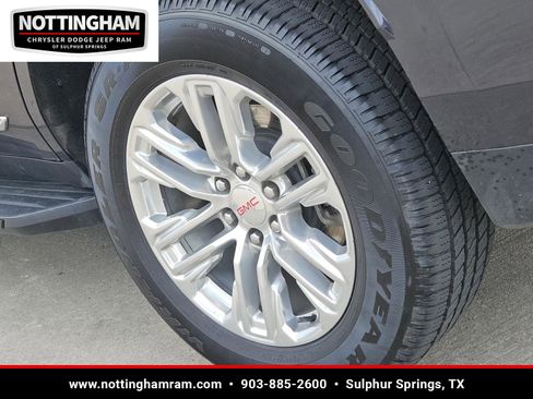 Used 2024 GMC Yukon SLT image 7