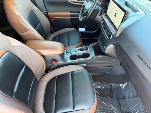 Used 2025 Ford Bronco Sport Outer Banks w/ Outer Banks Tech Package+ AWD/4WD image 10