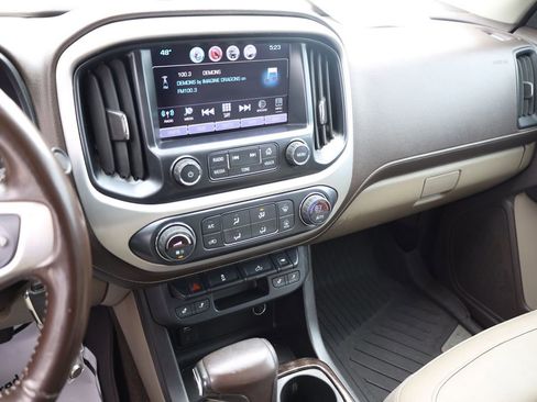 Used 2017 GMC Canyon SLT w/ Trailering Package AWD/4WD image 15