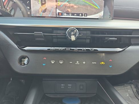 New 2026 Nissan Murano Platinum w/ Cargo Package AWD/4WD image 28