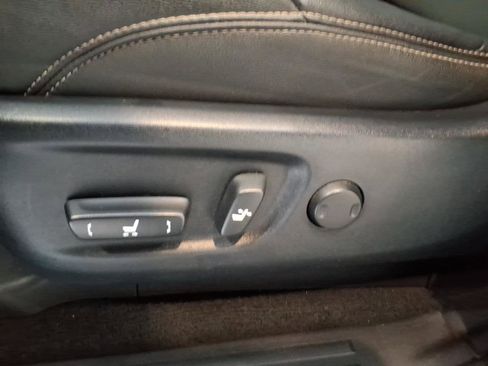 Used 2020 Toyota 4Runner SR5 Premium w/ Moonroof Package image 20