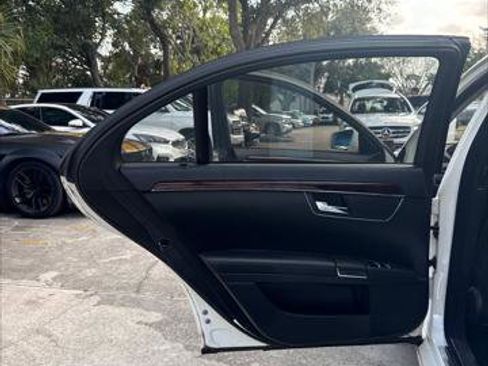 Used 2010 Mercedes-Benz S 550 S 550 image 31