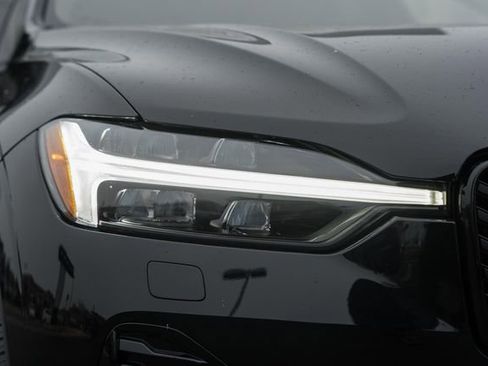 New 2026 Volvo XC60 B5 Ultra w/ Protection Package Premier image 14