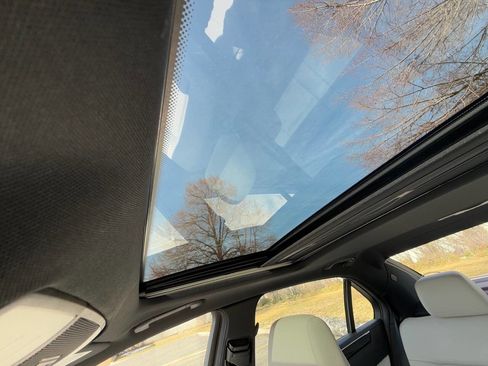 Used 2010 Mercedes-Benz E 350 Sedan image 14