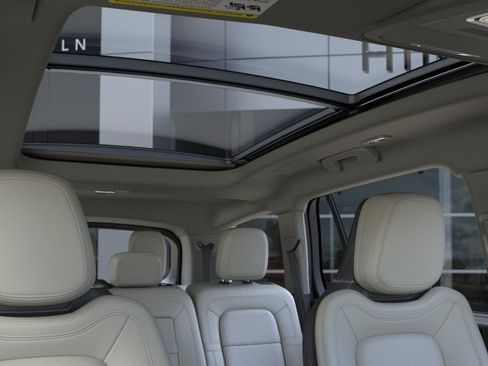 New 2026 Lincoln Aviator Reserve AWD/4WD image 22