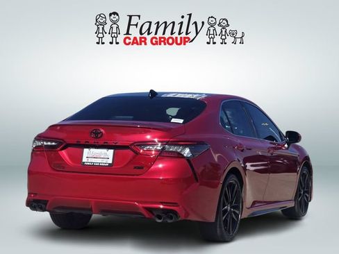 Used 2022 Toyota Camry XSE FWD image 4