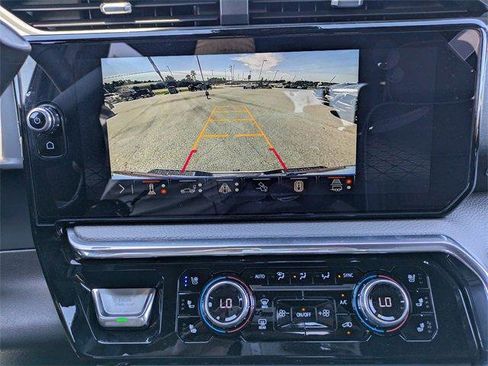 New 2025 GMC Sierra 2500 Denali w/ Denali Reserve Package image 24