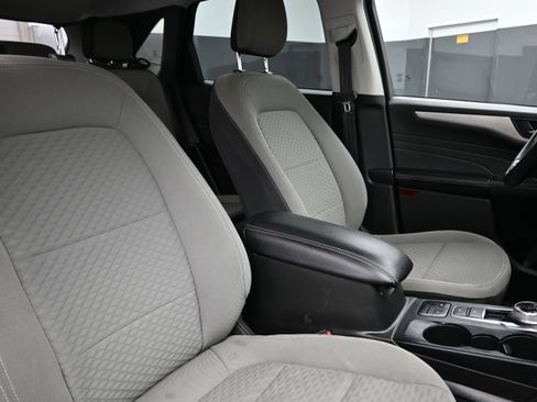Used 2022 Ford Escape SE w/ SE Sport Appearance Package AWD/4WD image 28