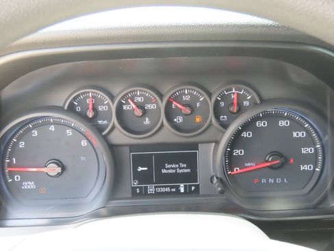 Used 2021 Chevrolet Silverado 1500 Custom Trail Boss image 28