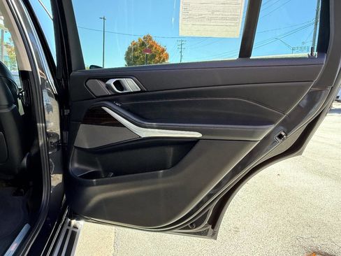 Used 2020 BMW X7 xDrive40i w/ Luxury Seating Package image 35
