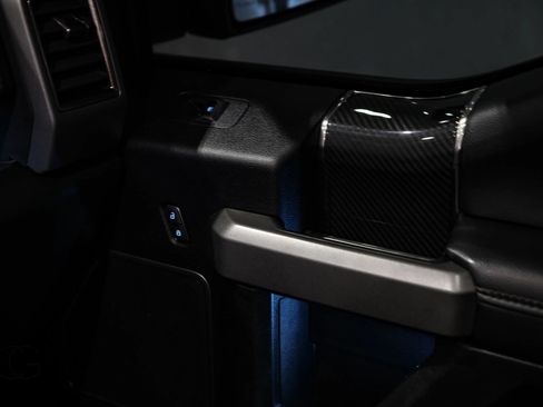 Used 2019 Ford F150 Raptor w/ Equipment Group 802A Luxury AWD/4WD image 36