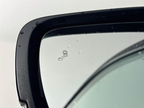 Used 2025 Honda Pilot EX-L image 34
