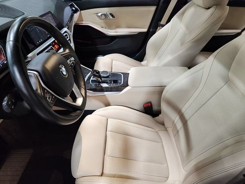 Used 2022 BMW 330i Sedan w/ Convenience Package RWD image 29