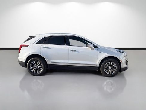 Used 2021 Cadillac XT5 Premium Luxury FWD image 2