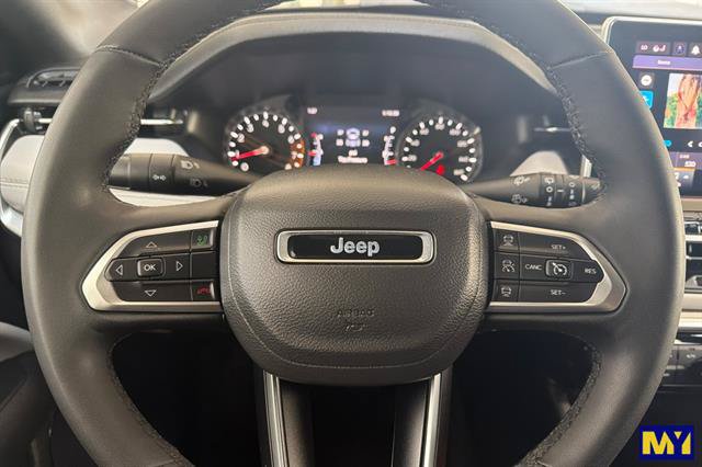 Used 2025 Jeep Compass Limited AWD/4WD image 27