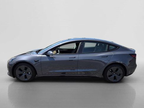 Used 2023 Tesla Model 3 Standard Range RWD image 2