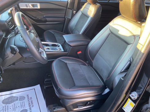 Used 2023 Ford Explorer ST-Line w/ Class IV Trailer Tow Package image 35