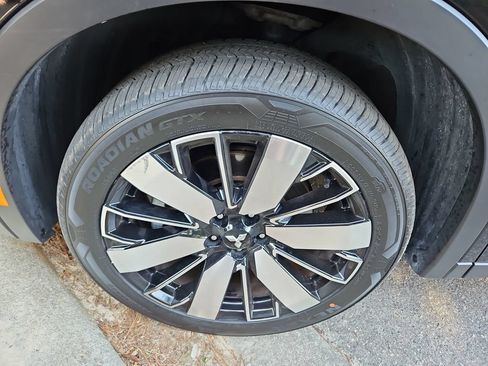 Used 2025 Mitsubishi Outlander SE AWD/4WD image 34
