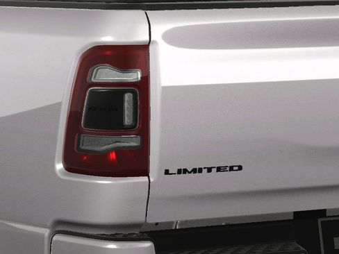 New 2024 RAM 1500 Limited image 12