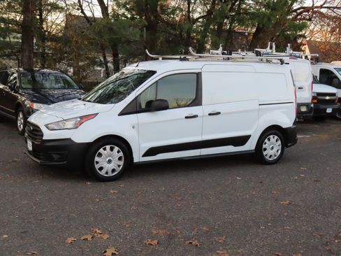 Used 2020 Ford Transit Connect XL image 2