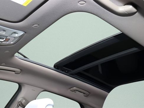 New 2026 Genesis GV70 2.5T Advanced image 13