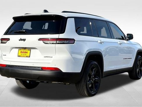 New 2025 Jeep Grand Cherokee L Limited w/ Black Appearance Package image 15