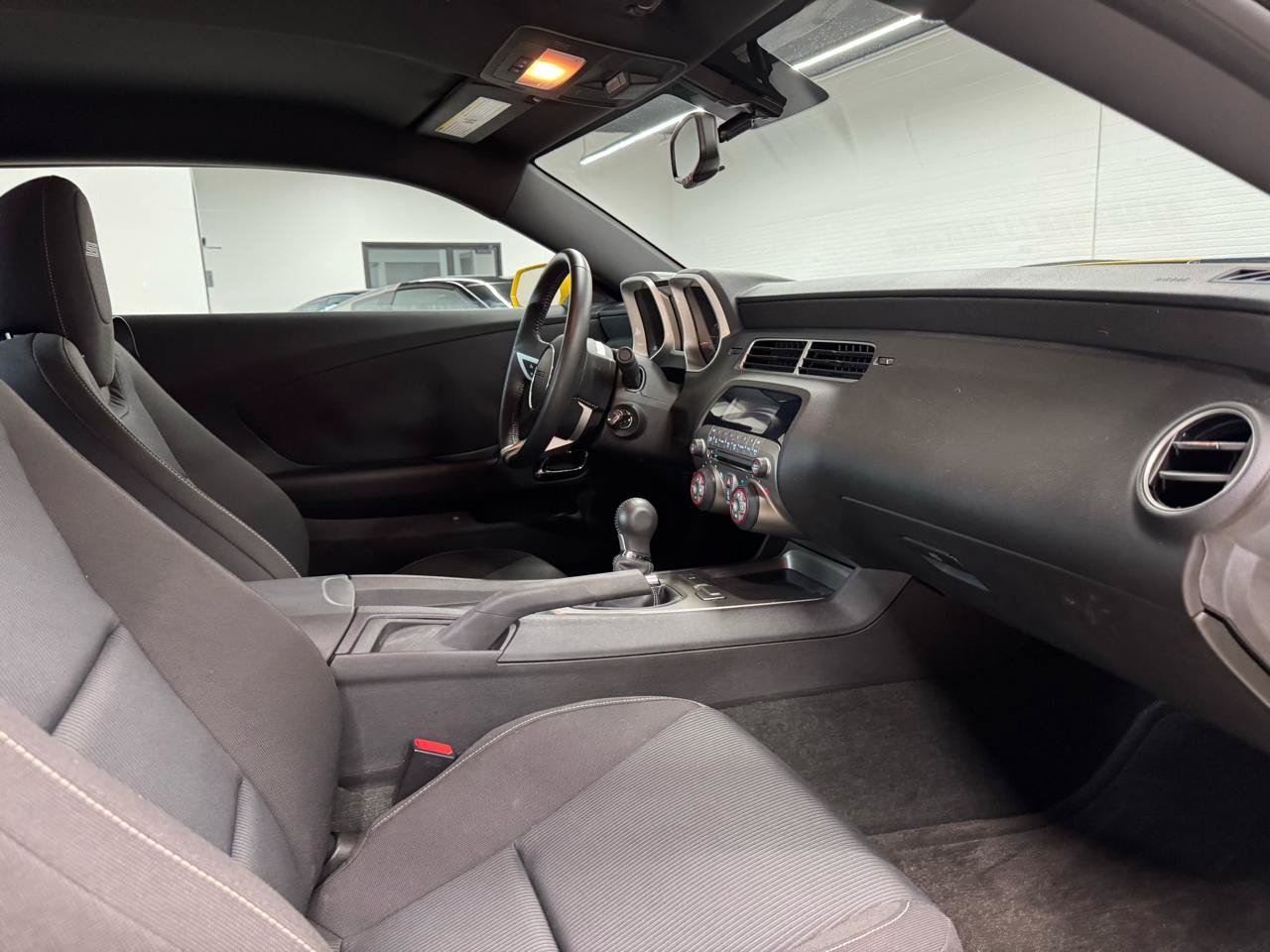 Used 2010 Chevrolet Camaro SS RWD image 35