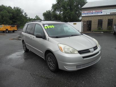 Used 2005 Toyota Sienna LE