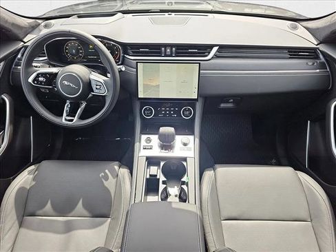 New 2026 Jaguar F-PACE R-Dynamic S image 6