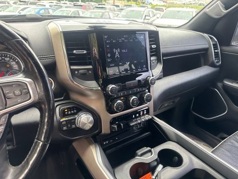 Used 2019 RAM 1500 Laramie w/ Sport Appearance Package AWD/4WD image 15