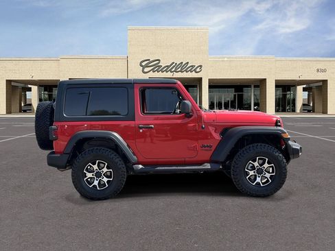 Used 2021 Jeep Wrangler Sport AWD/4WD image 4