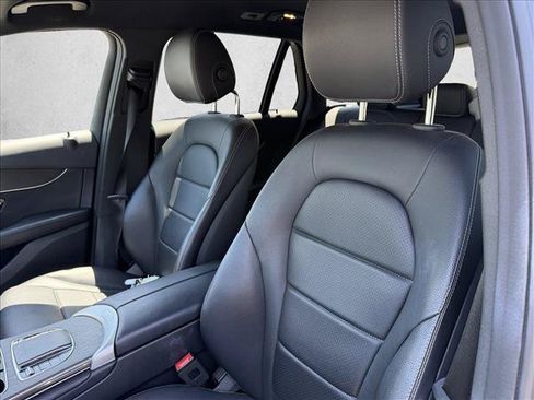 Certified 2022 Mercedes-Benz GLC 300 4MATIC image 11