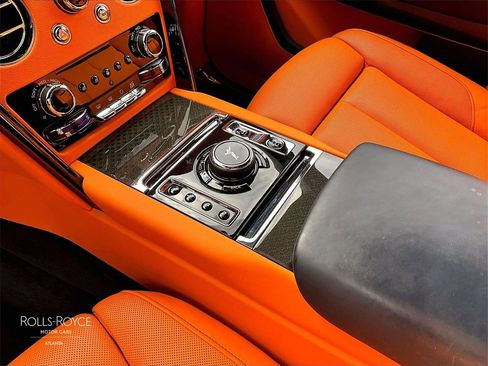 Certified 2021 Rolls-Royce Cullinan Black Badge image 16