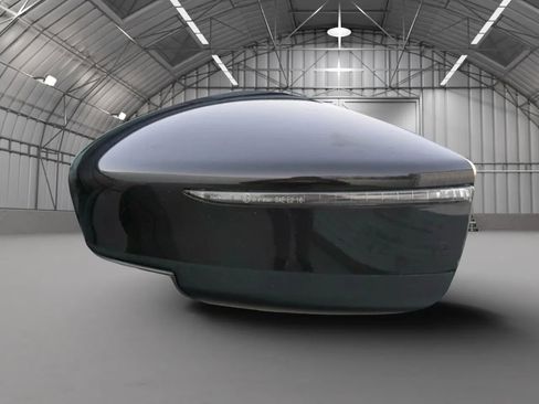 Used 2021 Nissan Versa SV image 28