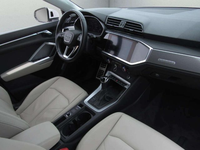 Used 2021 Audi Q3 2.0T Premium Plus w/ Premium Plus Package AWD/4WD image 10