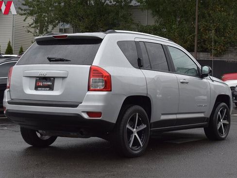 Used 2012 Jeep Compass Sport FWD image 5